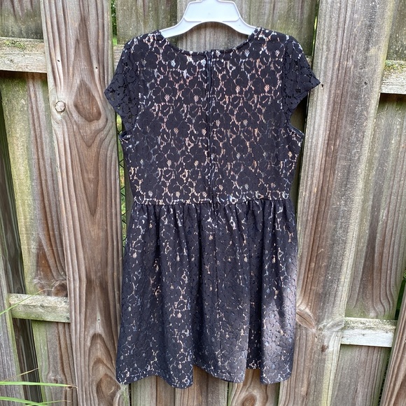 Black and Silver Justice Dress - Picture 8 of 8